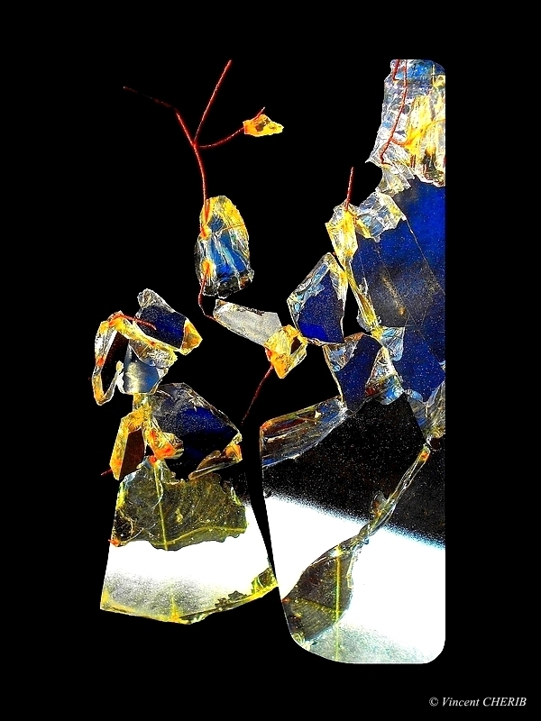 2019-04/1555193597_unx-103