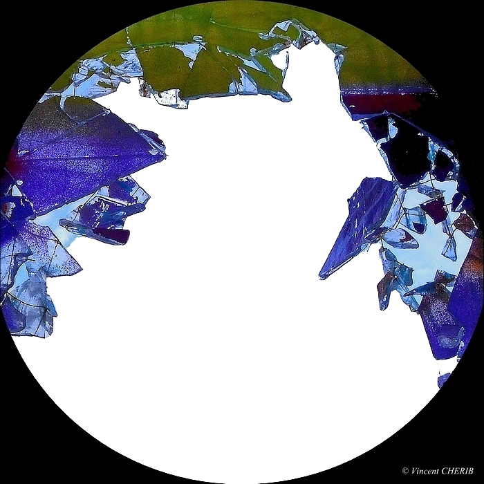 2019-04/1555193749_unx-117